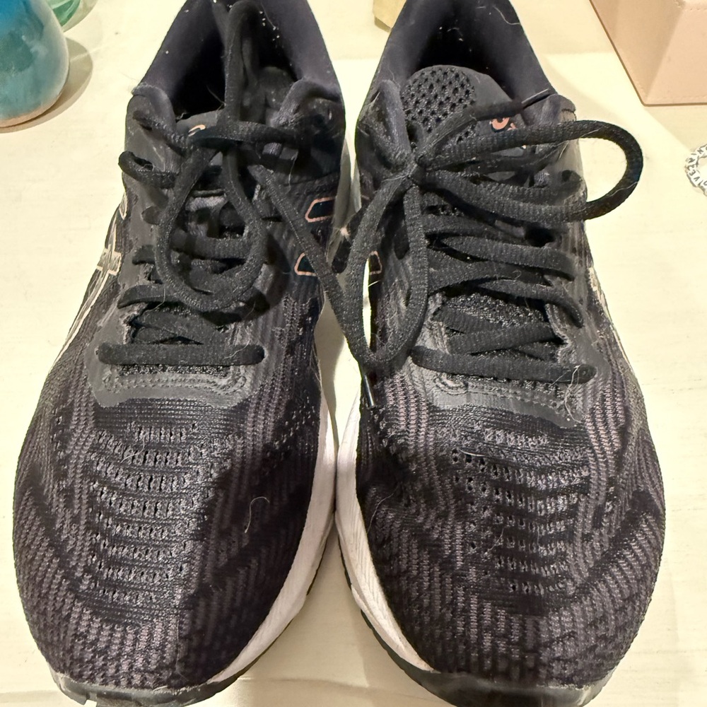 Asics Black Women’s Running Shoes size 8 Wide